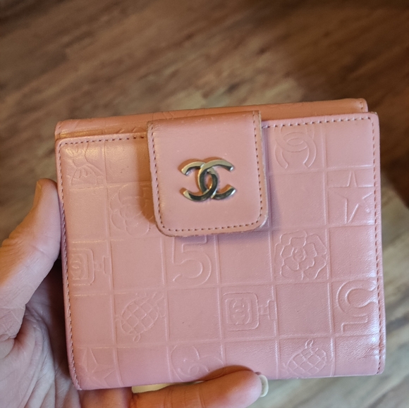 Chanel pink leather Bi-fold wallet - Picture 12 of 15